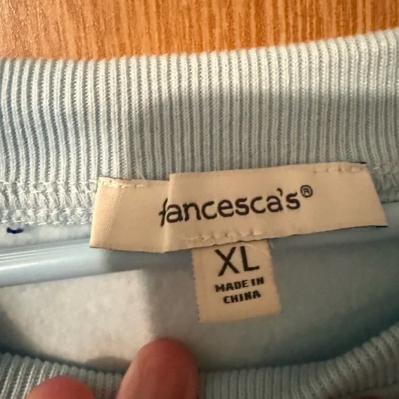 Francesca’s Los Angeles Graphic Women's Sweater - Light Blue - Picture 6 of 7